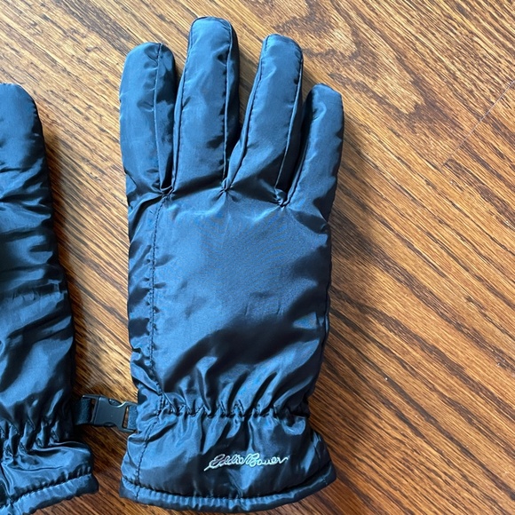 Like-New Women’s Black Eddie Bauer Touch Screen Gloves - Size Small - Picture 3 of 6